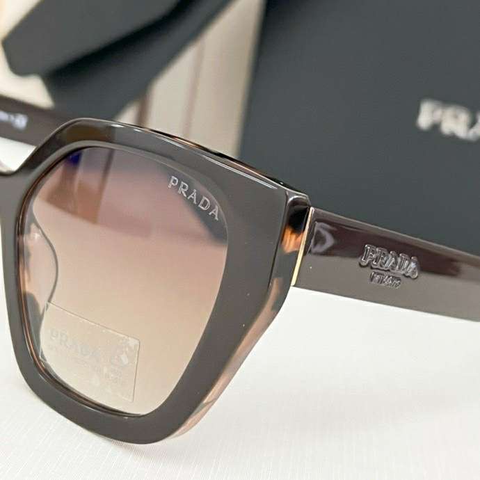 Picture of Prada Sunglasses _SKUfw56826512fw